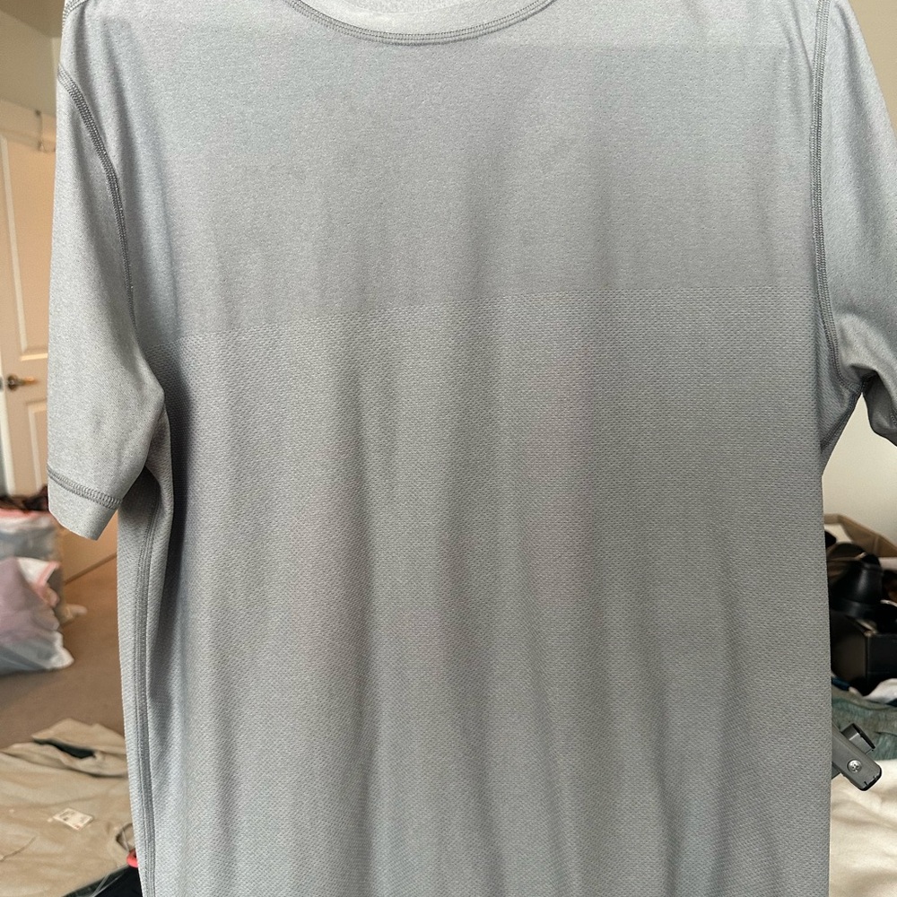 Vuori Gray Short Sleeve Tee Classic Crew